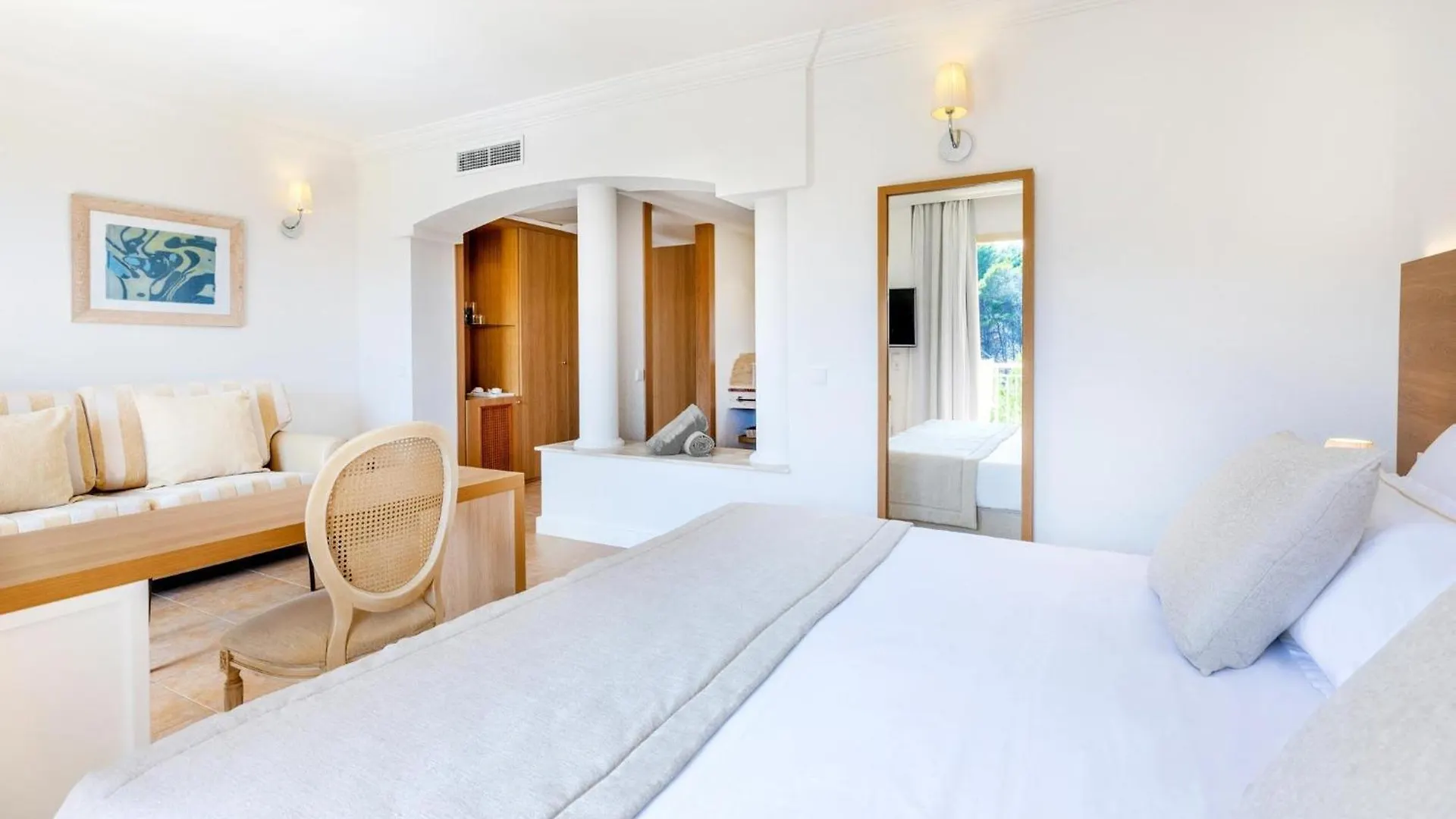 Otel Viva Cala Mesquida Suites & Spa Adults Only 16